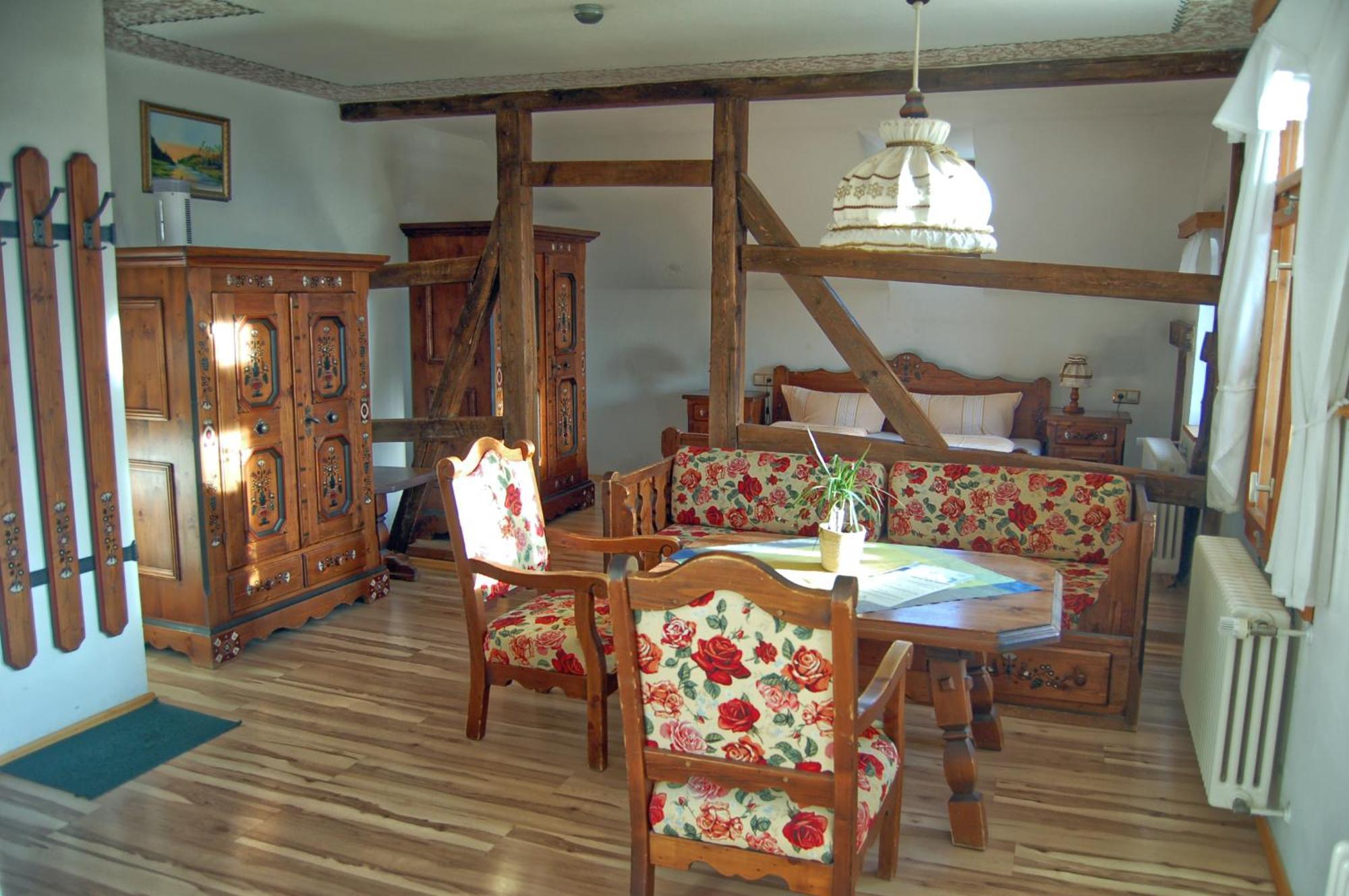 Berggasthaus & Pension Schoene Aussicht Klingenthal Ruang foto