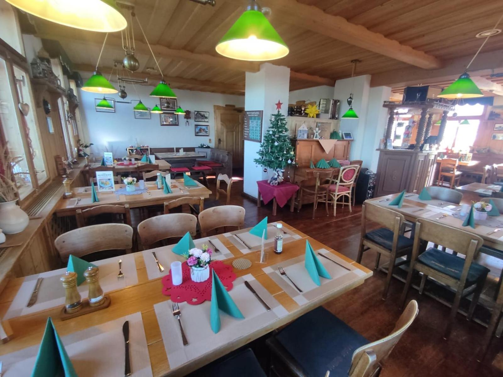 Berggasthaus & Pension Schoene Aussicht Klingenthal Bagian luar foto
